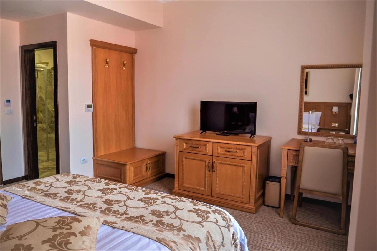 Hotel Boka Tiranë Ngoại thất bức ảnh