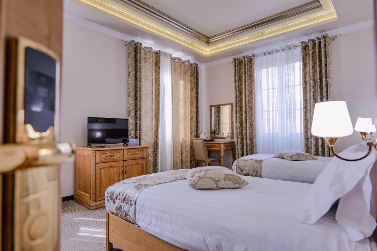 Hotel Boka Tiranë Ngoại thất bức ảnh