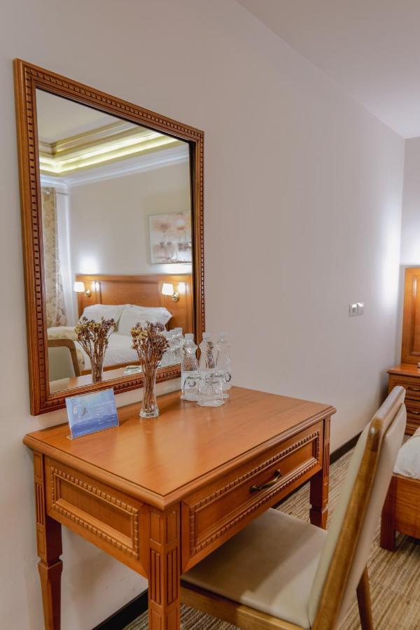 Hotel Boka Tiranë Ngoại thất bức ảnh