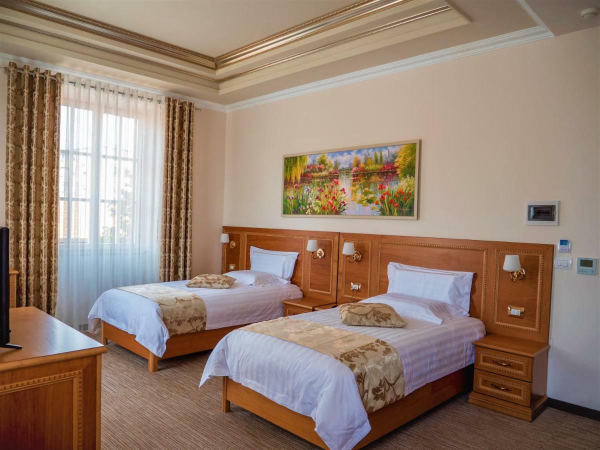 Hotel Boka Tiranë Ngoại thất bức ảnh