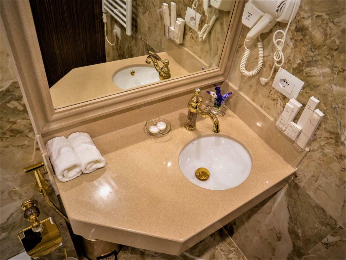 Hotel Boka Tiranë Ngoại thất bức ảnh