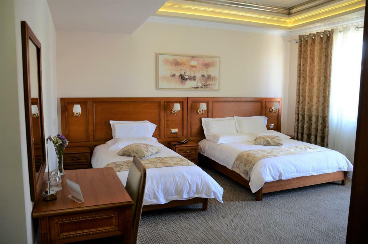 Hotel Boka Tiranë Ngoại thất bức ảnh